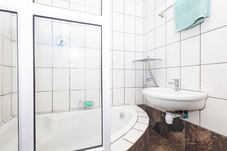 3 Bedroom Property for Sale in Highbury Park Western Cape
